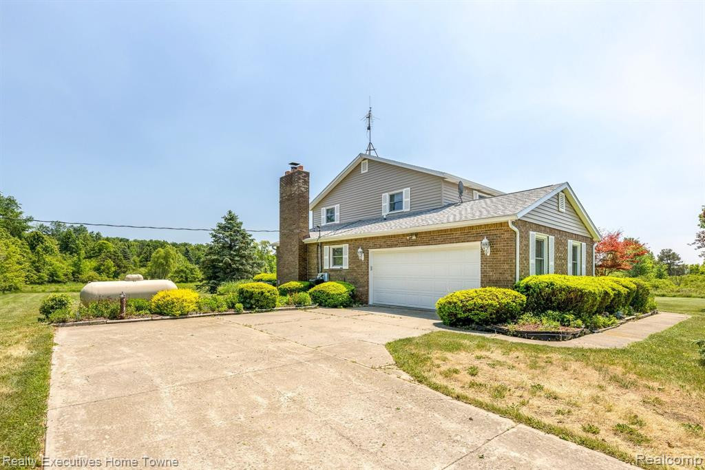 7616 FARGO Road, Greenwood, MI 48006 — Photo 12