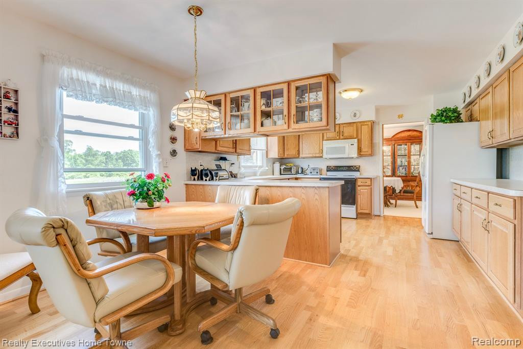 7616 FARGO Road, Greenwood, MI 48006 — Photo 27