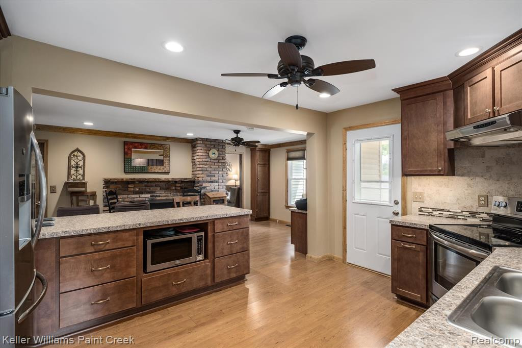 5975 LAKE Road, Otter Lake, MI 48464 — Photo 27