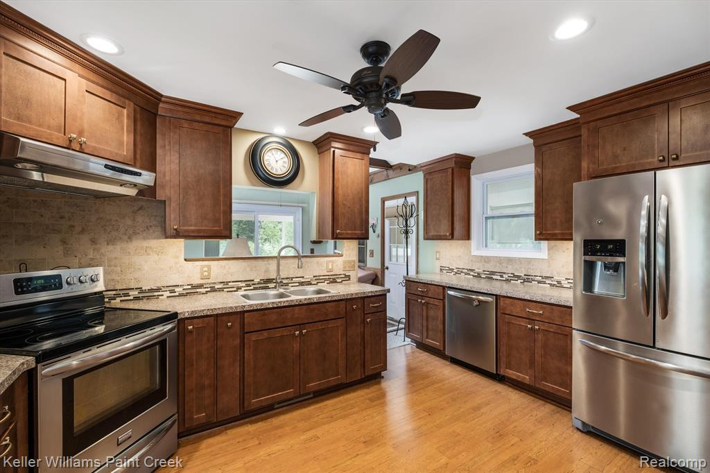 5975 LAKE Road, Otter Lake, MI 48464 — Photo 28