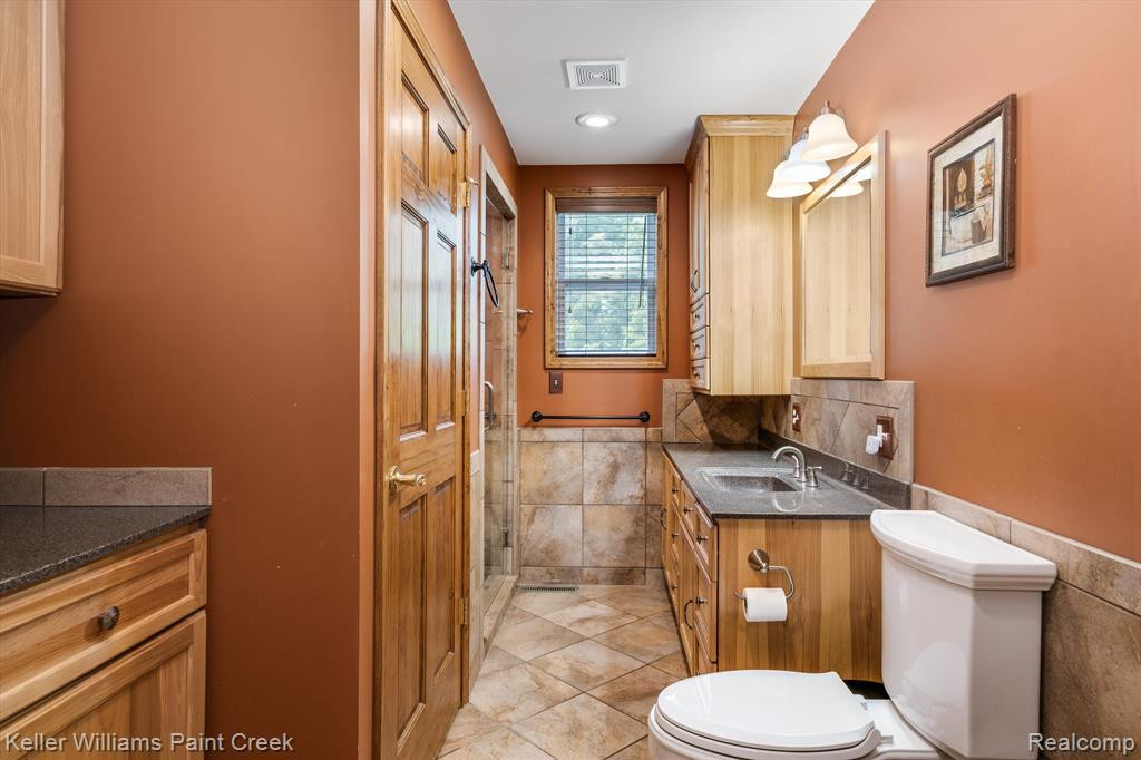 5975 LAKE Road, Otter Lake, MI 48464 — Photo 33