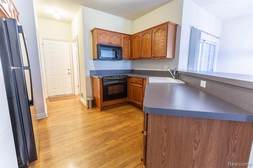 45841 GRAYSTONE Lane, Canton, MI 48187 — Photo 3
