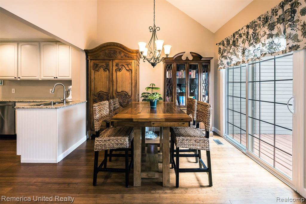 1020 ROSEWOOD, Brighton, MI 48116 — Photo 5