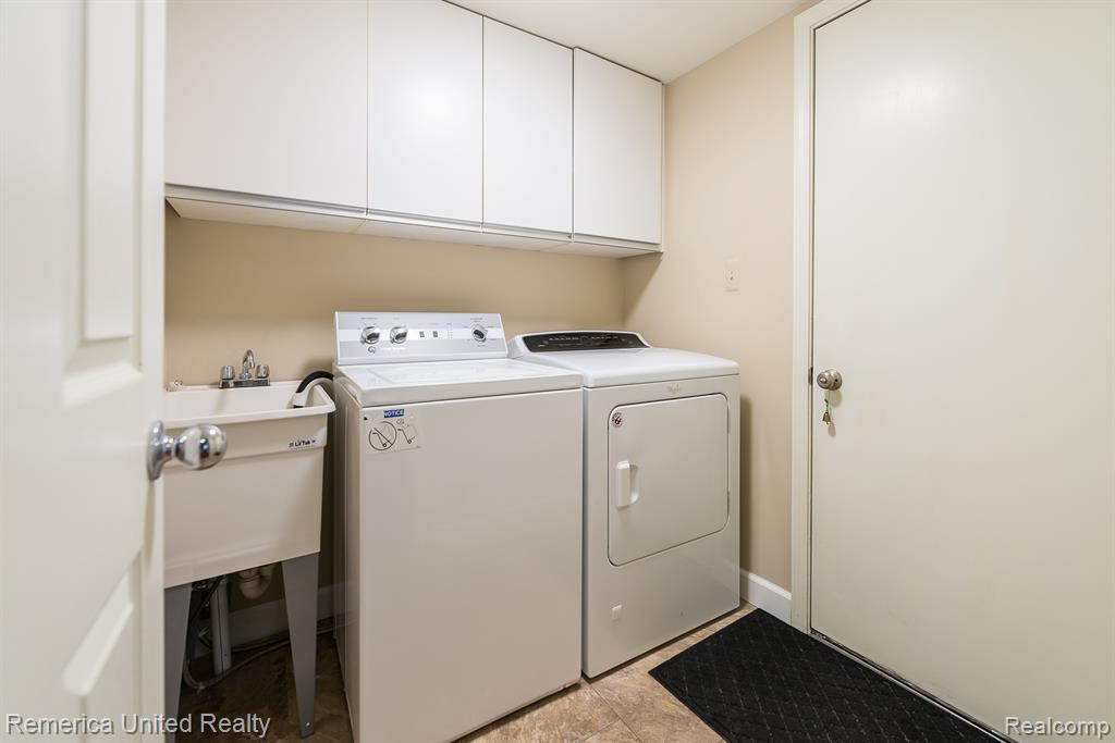 1020 ROSEWOOD, Brighton, MI 48116 — Photo 19