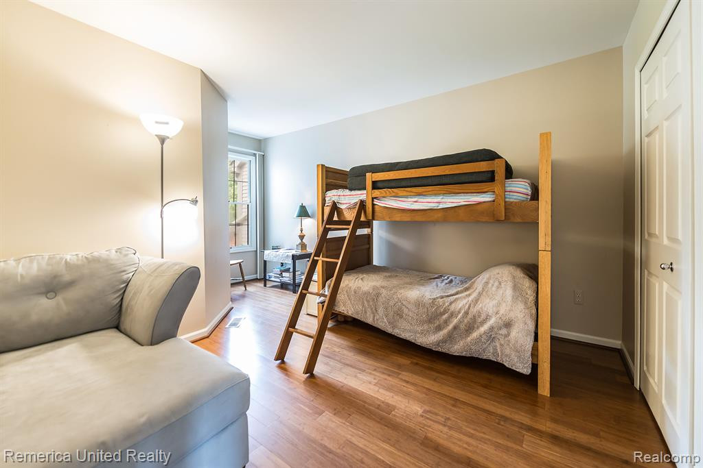 1020 ROSEWOOD, Brighton, MI 48116 — Photo 23