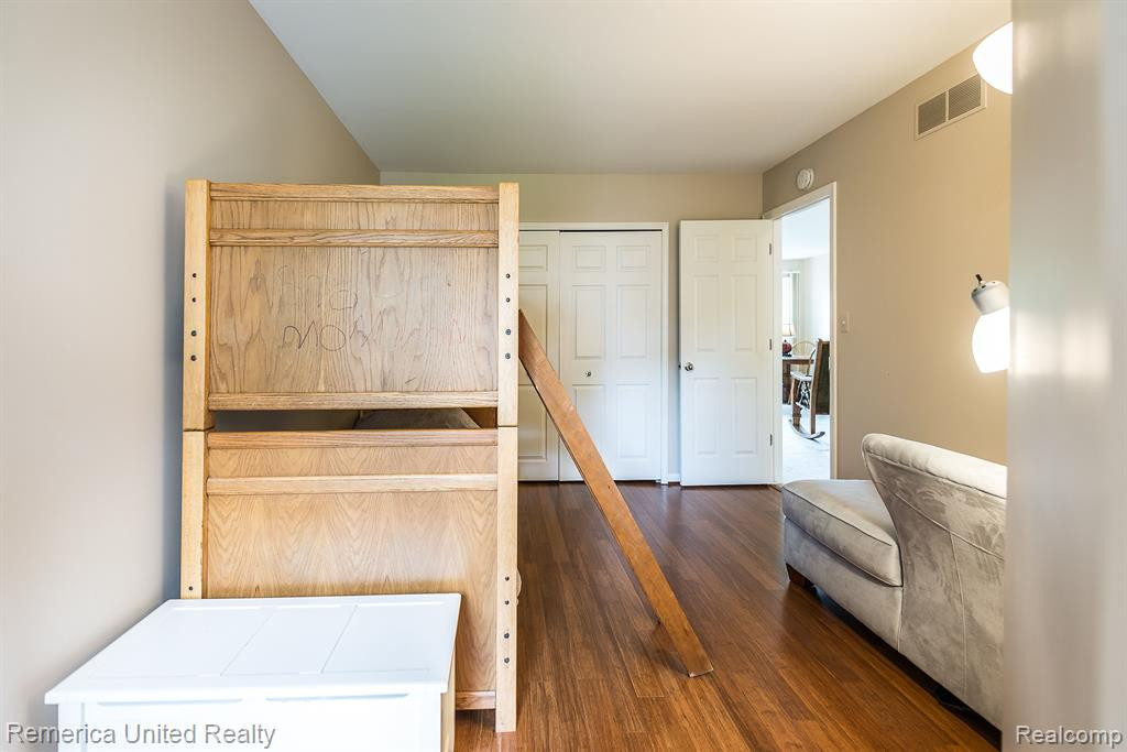1020 ROSEWOOD, Brighton, MI 48116 — Photo 24