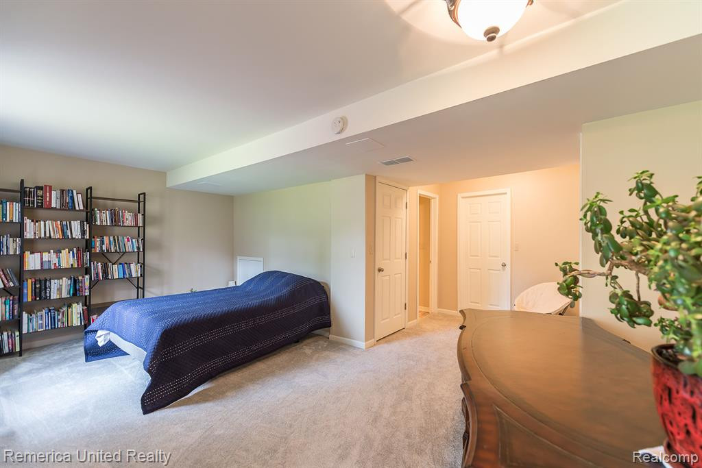1020 ROSEWOOD, Brighton, MI 48116 — Photo 31