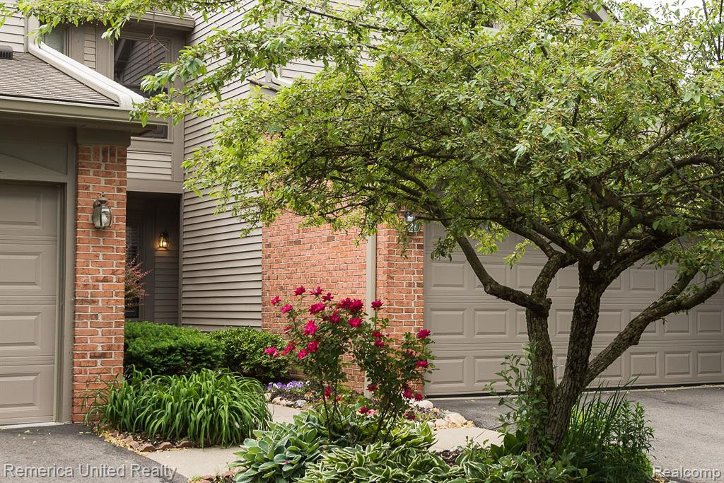1020 ROSEWOOD, Brighton, MI 48116 — Photo 36