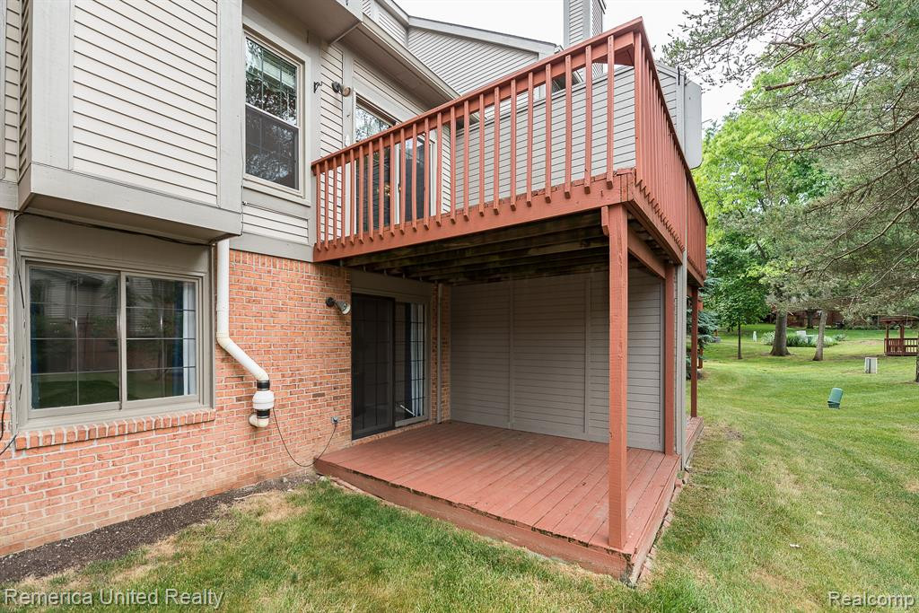1020 ROSEWOOD, Brighton, MI 48116 — Photo 41