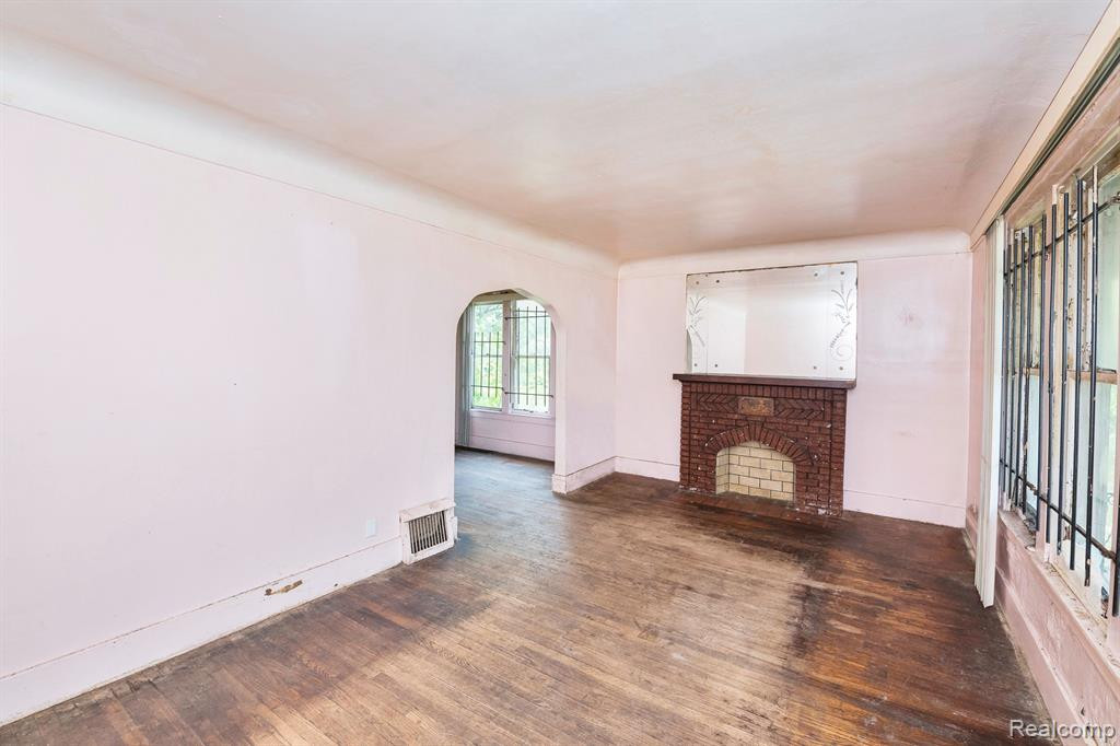 8956 ASTOR Street, Detroit, MI 48213 — Photo 5