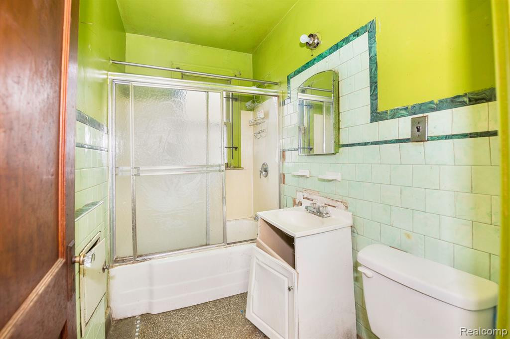 8956 ASTOR Street, Detroit, MI 48213 — Photo 11