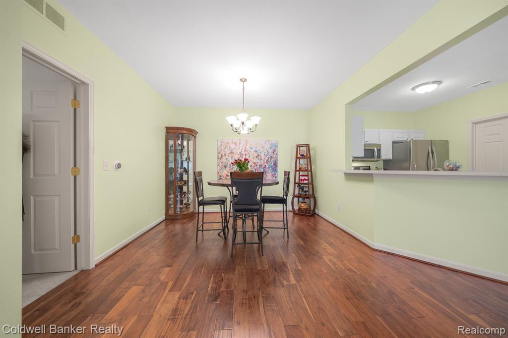 21105 CHESAPEAKE Circle, Walled Lake, MI 48390 — Photo 7