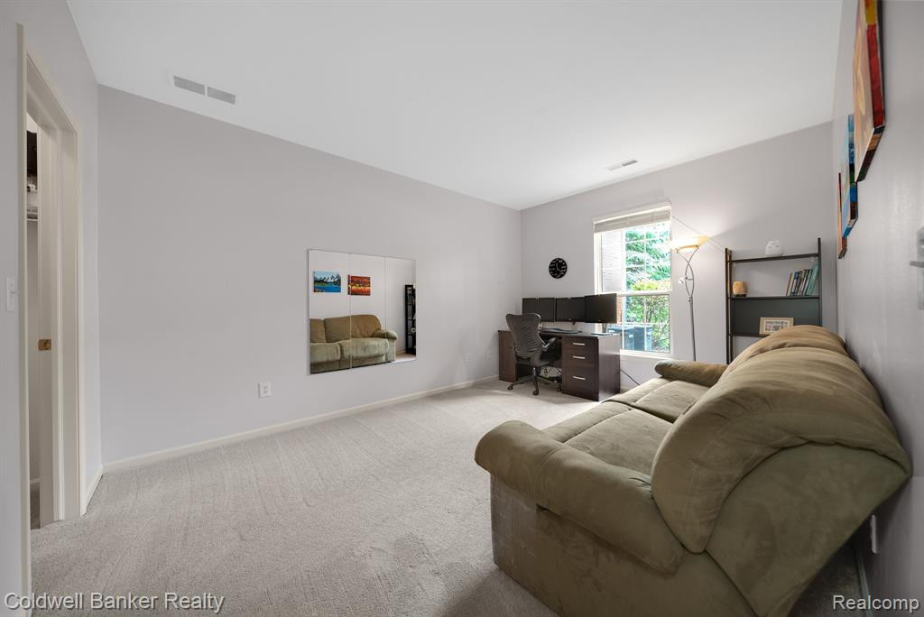 21105 CHESAPEAKE Circle, Walled Lake, MI 48390 — Photo 19