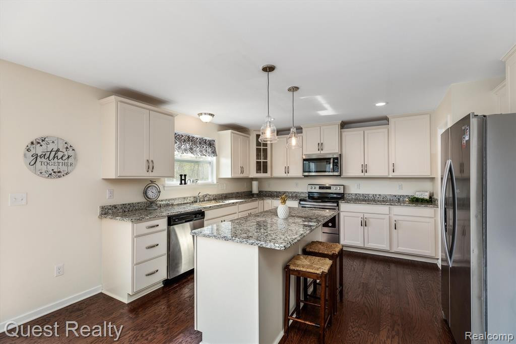 1216 CANNONADE Loop, Howell, MI 48843 — Photo 13