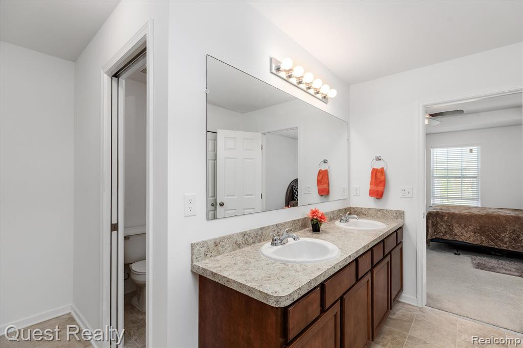 1216 CANNONADE Loop, Howell, MI 48843 — Photo 23