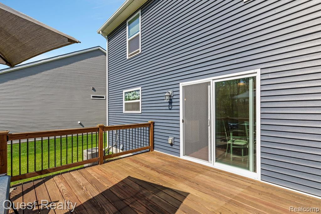 1216 CANNONADE Loop, Howell, MI 48843 — Photo 33
