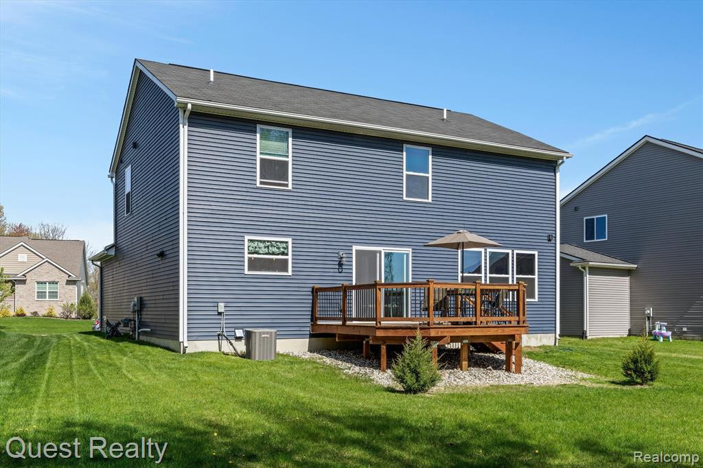 1216 CANNONADE Loop, Howell, MI 48843 — Photo 37