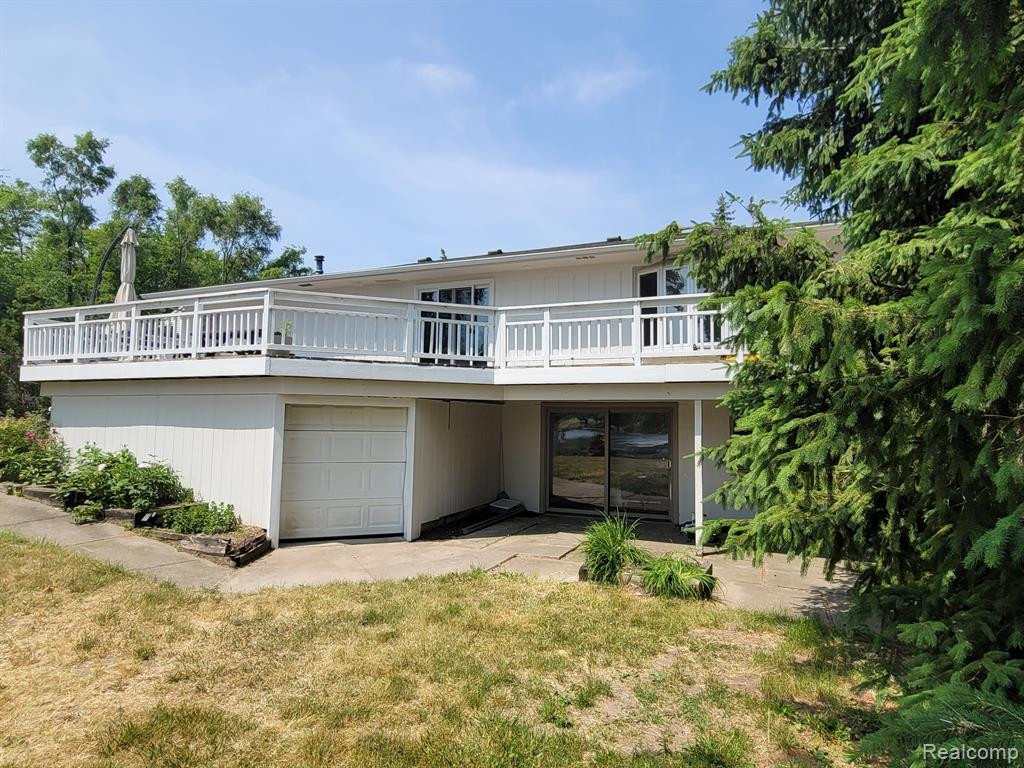 2691 S HACKER Road, Brighton, MI 48114 — Photo 6