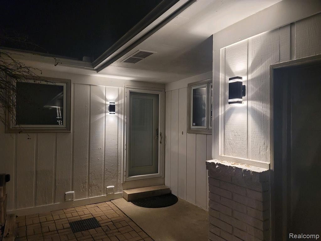 2691 S HACKER Road, Brighton, MI 48114 — Photo 14