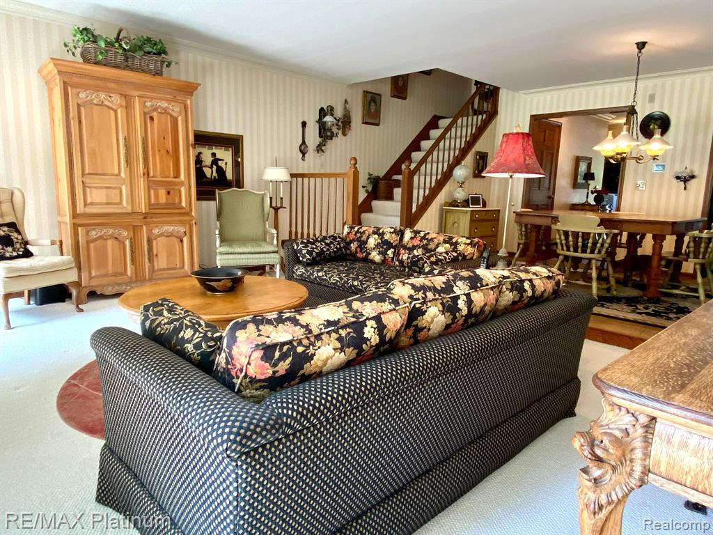 4762 PINE EAGLES Drive, 15, Brighton, MI 48116 — Photo 8