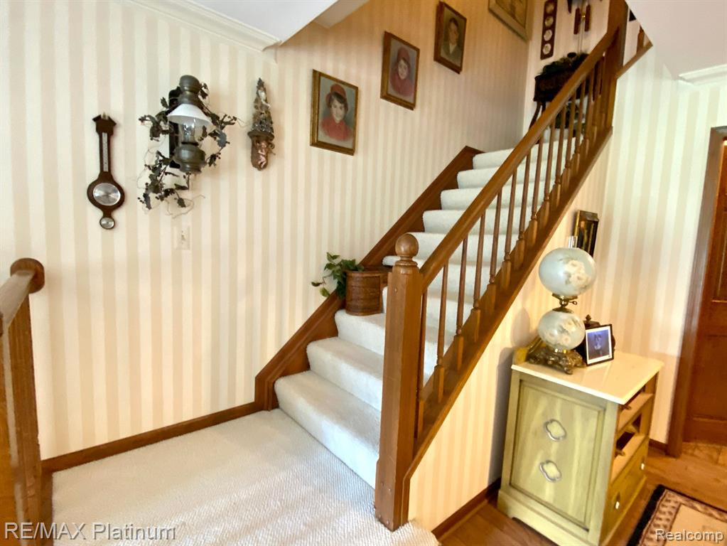 4762 PINE EAGLES Drive, 15, Brighton, MI 48116 — Photo 10