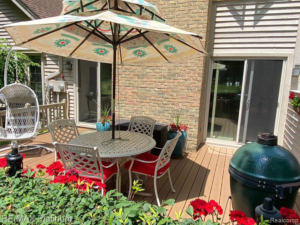 4762 PINE EAGLES Drive, 15, Brighton, MI 48116 — Photo 29