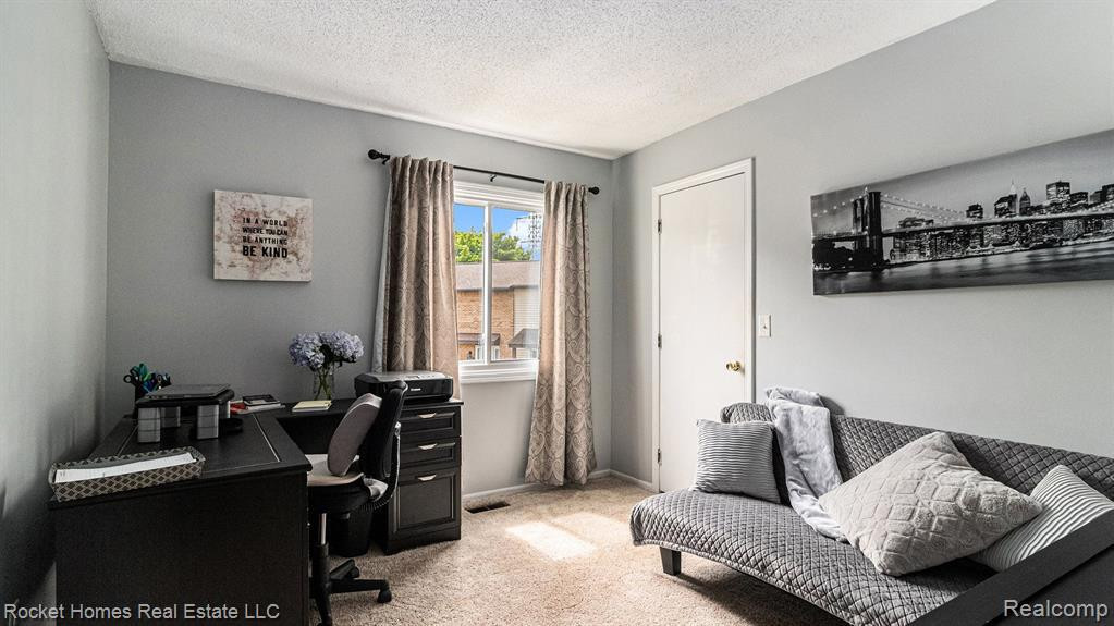38177 Carolon Boulevard, Westland, MI — Photo 15