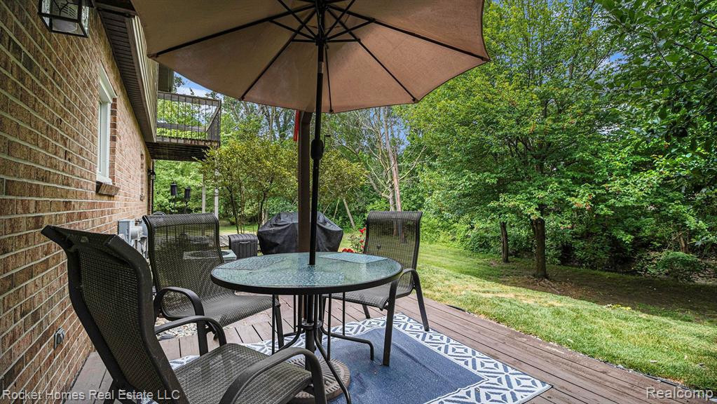 38177 Carolon Boulevard, Westland, MI — Photo 22