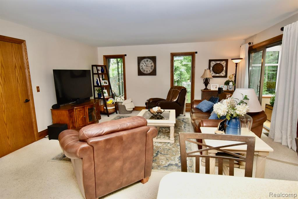 1611 WILDWOOD Lane, Saline, MI 48176 — Photo 5