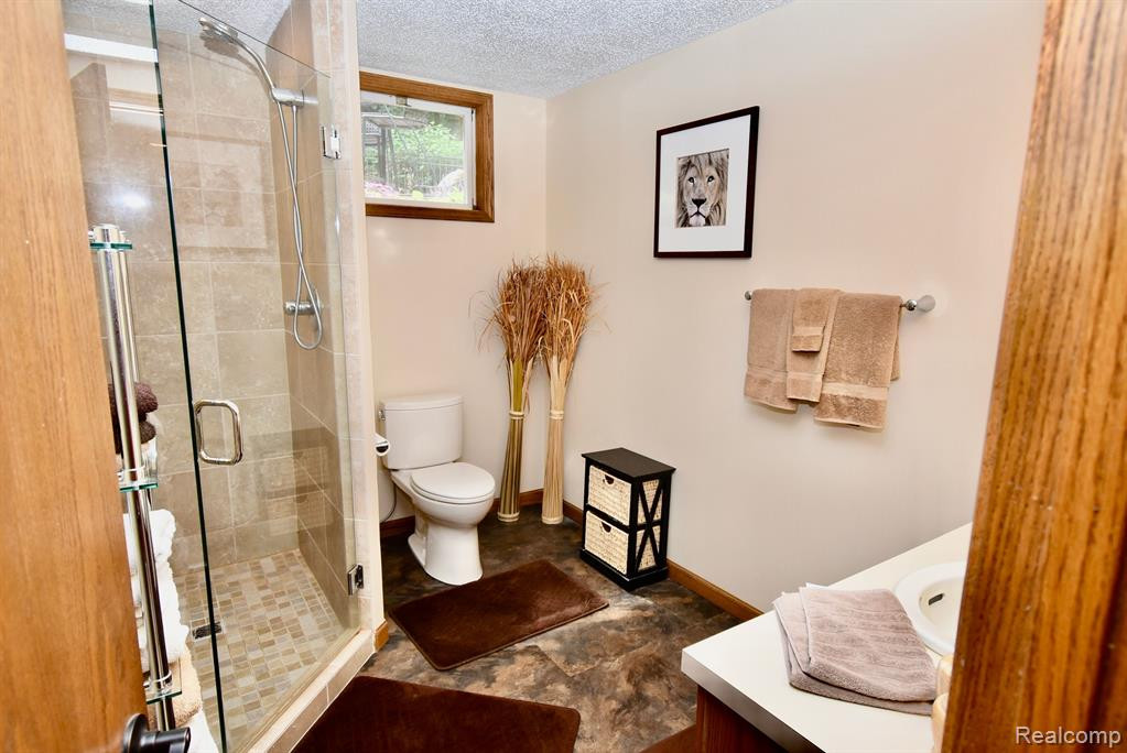 1611 WILDWOOD Lane, Saline, MI 48176 — Photo 27