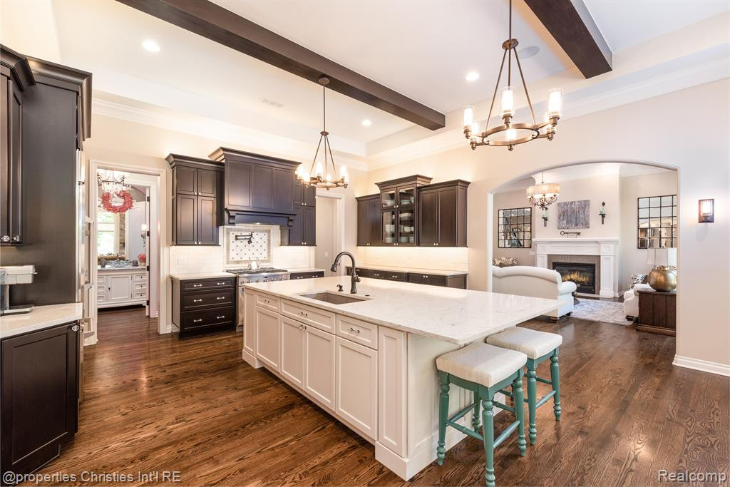 21531 EQUESTRIAN Trail, Northville, MI 48167 — Photo 11
