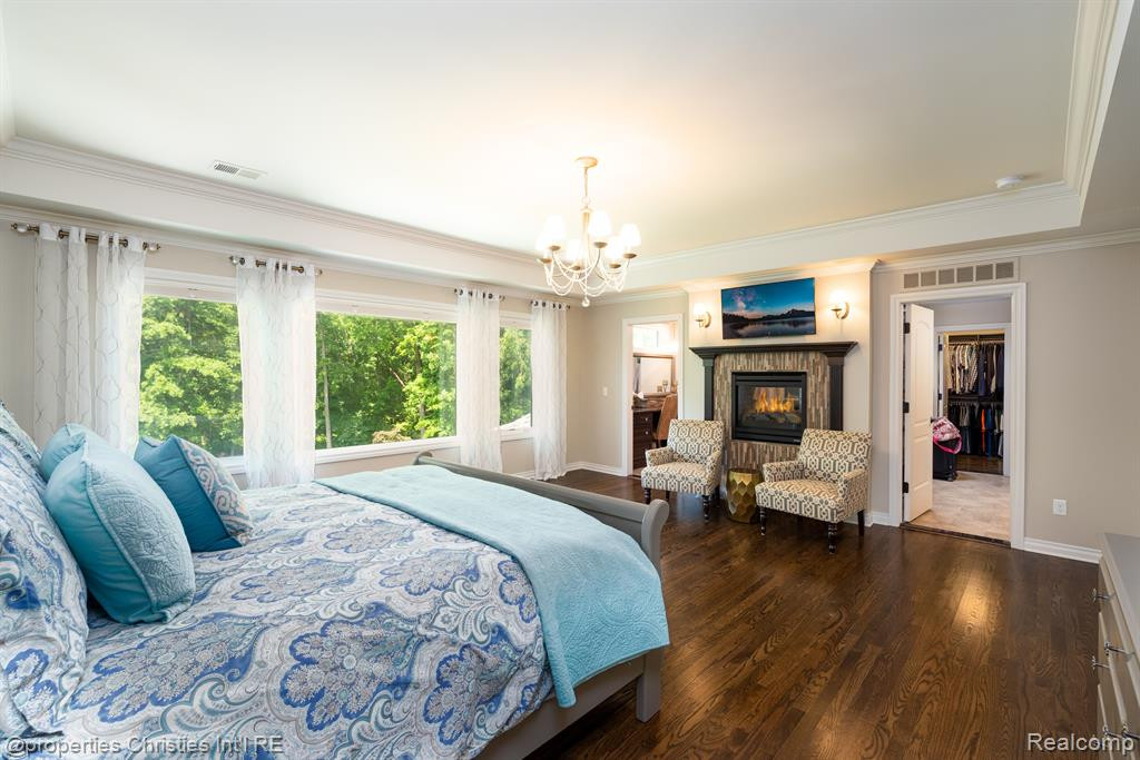 21531 EQUESTRIAN Trail, Northville, MI 48167 — Photo 28