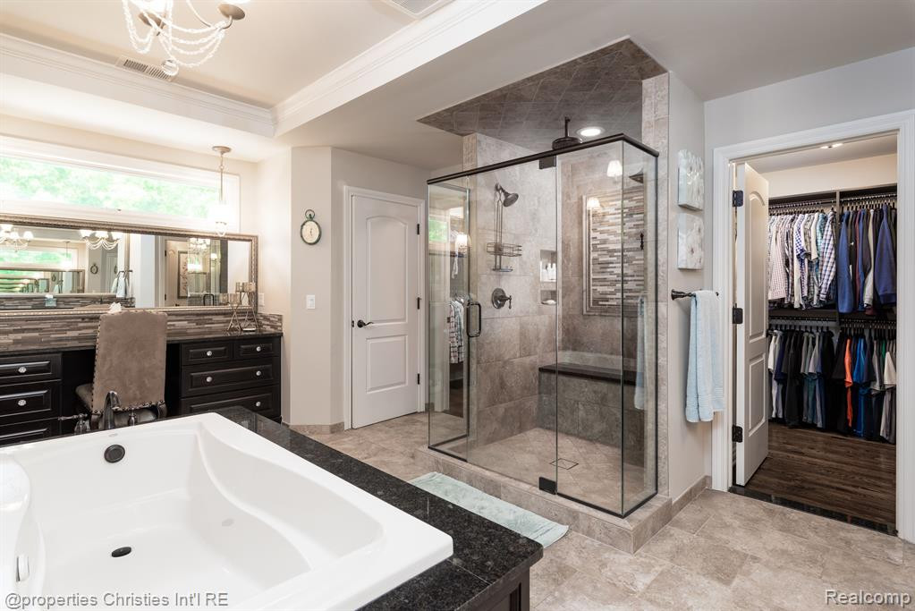21531 EQUESTRIAN Trail, Northville, MI 48167 — Photo 29