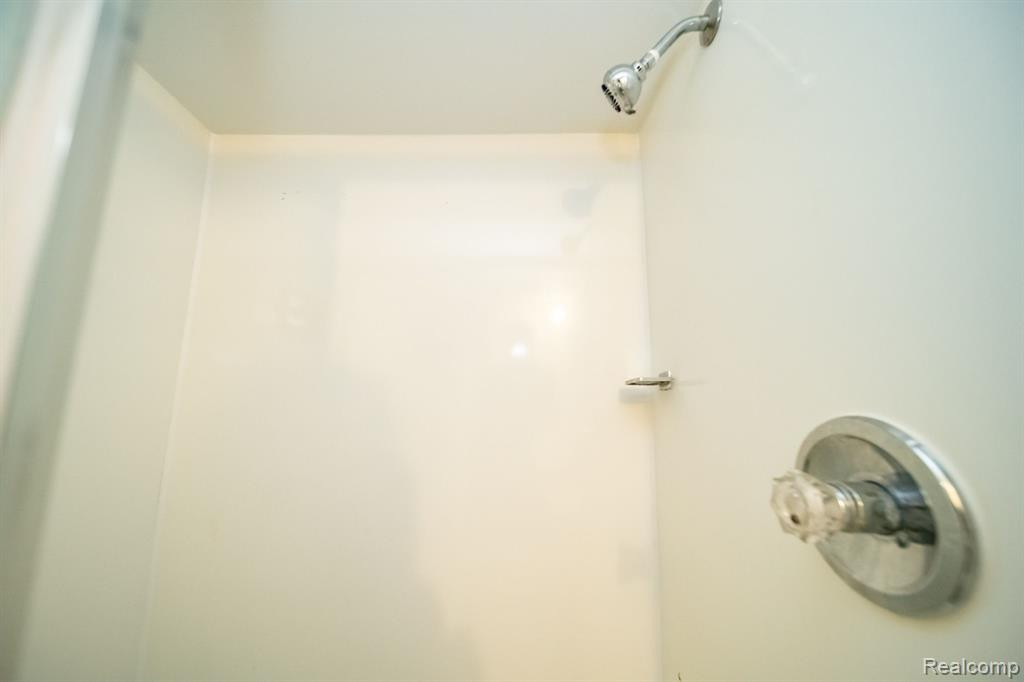 4639 LEISURE Lane, 37, Trenton, MI 48183 — Photo 59