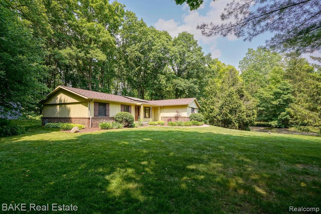 7856 Thornwood Street, Canton, MI 48187 — Photo 5