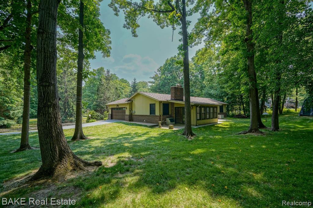 7856 Thornwood Street, Canton, MI 48187 — Photo 7