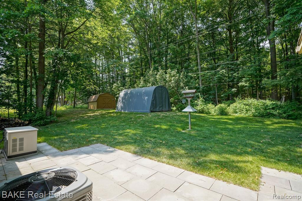 7856 Thornwood Street, Canton, MI 48187 — Photo 9