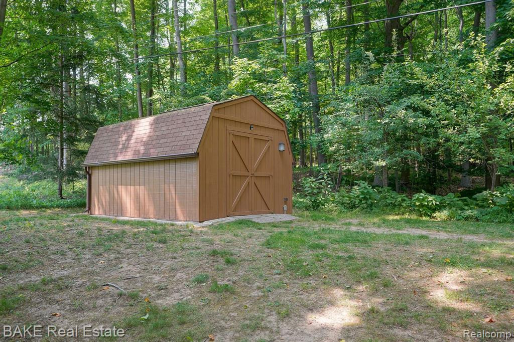 7856 Thornwood Street, Canton, MI 48187 — Photo 10