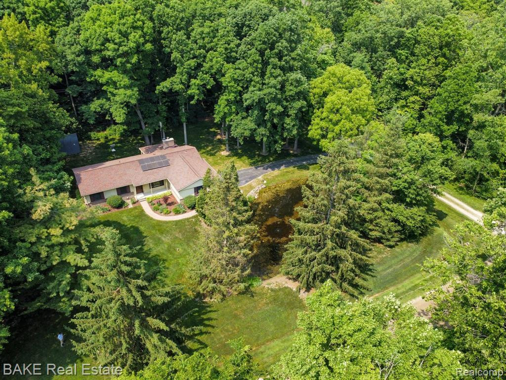 7856 Thornwood Street, Canton, MI 48187 — Photo 11