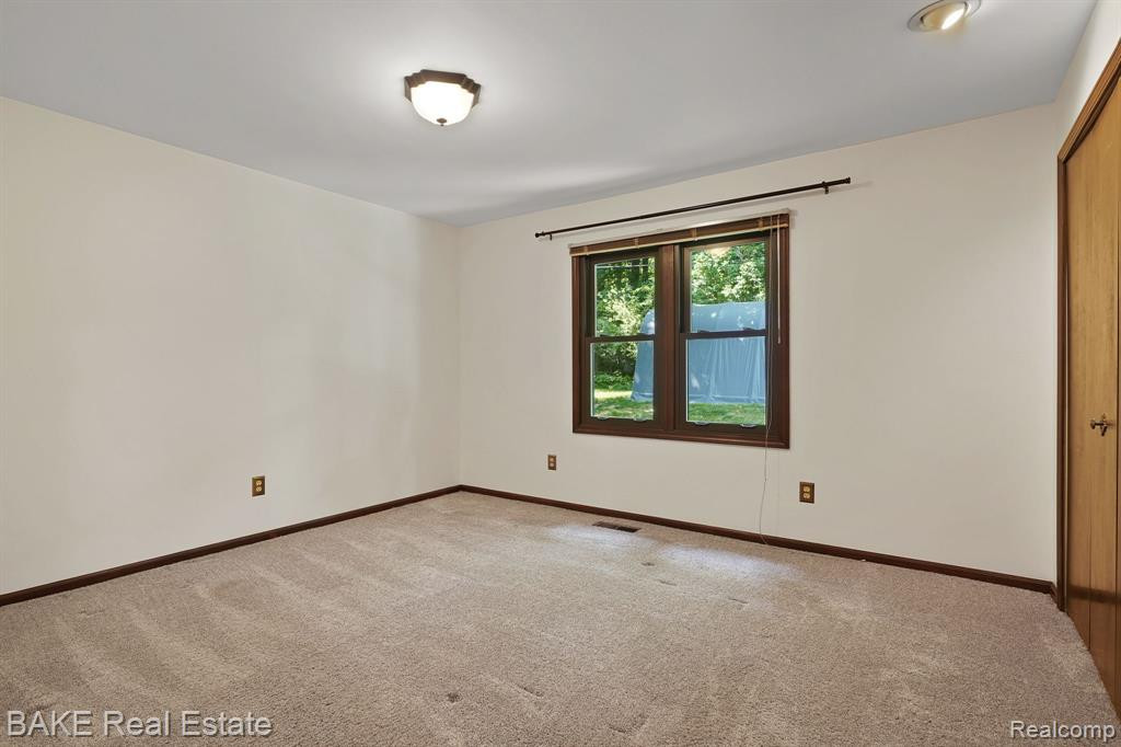 7856 Thornwood Street, Canton, MI 48187 — Photo 25