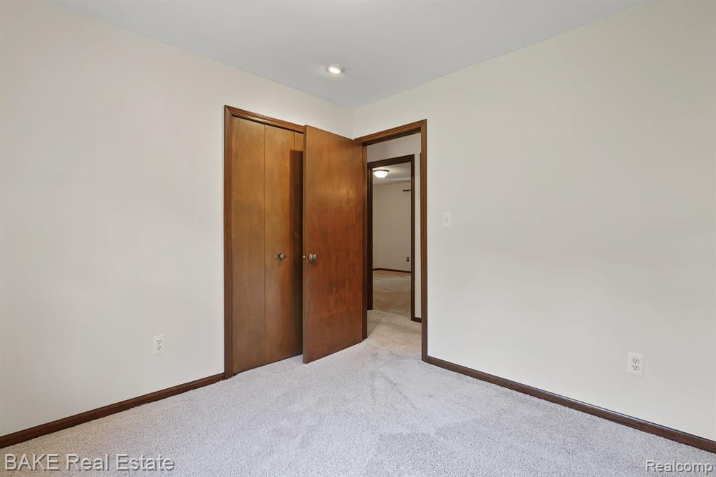 7856 Thornwood Street, Canton, MI 48187 — Photo 30