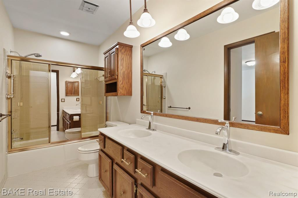 7856 Thornwood Street, Canton, MI 48187 — Photo 31
