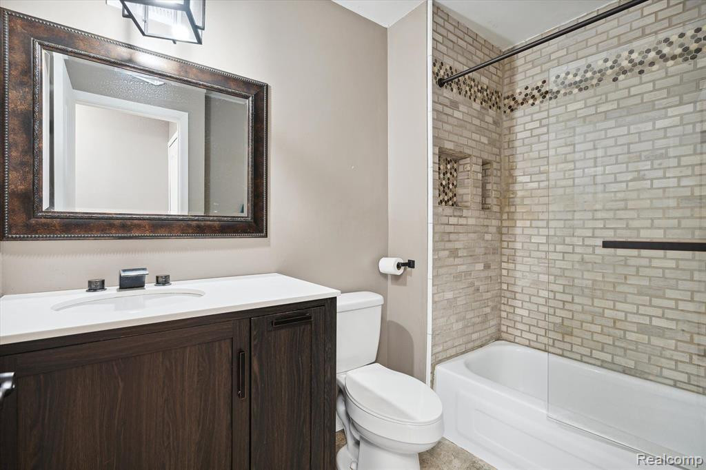 24529 BASHIAN Drive, Novi, MI — Photo 28