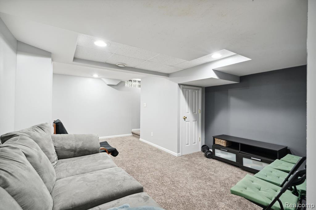 24529 BASHIAN Drive, Novi, MI — Photo 34