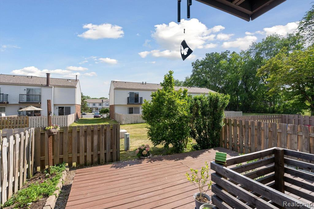 24529 BASHIAN Drive, Novi, MI — Photo 36