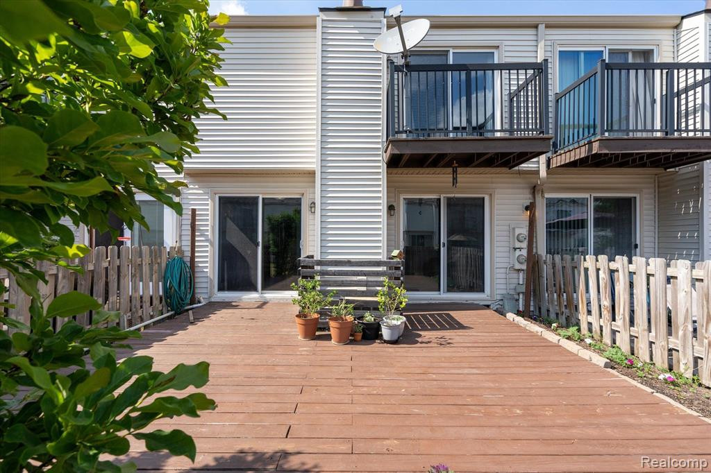 24529 BASHIAN Drive, Novi, MI — Photo 38