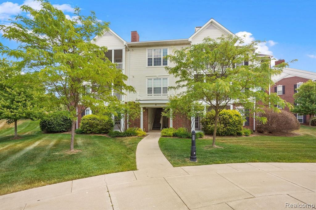 841 E Summerfield Glen Circle, Ann Arbor, MI 48103 — Photo 3