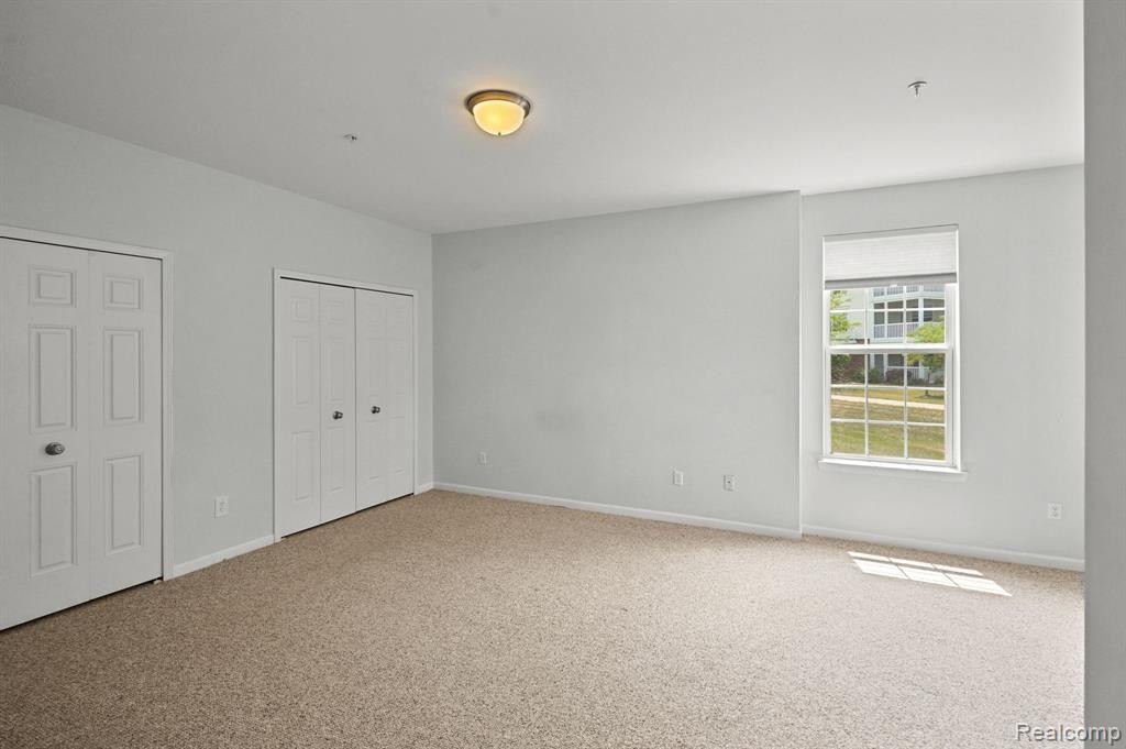 841 E Summerfield Glen Circle, Ann Arbor, MI 48103 — Photo 11