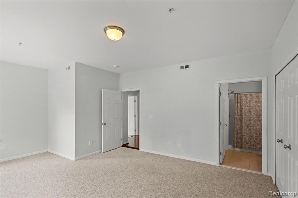841 E Summerfield Glen Circle, Ann Arbor, MI 48103 — Photo 12