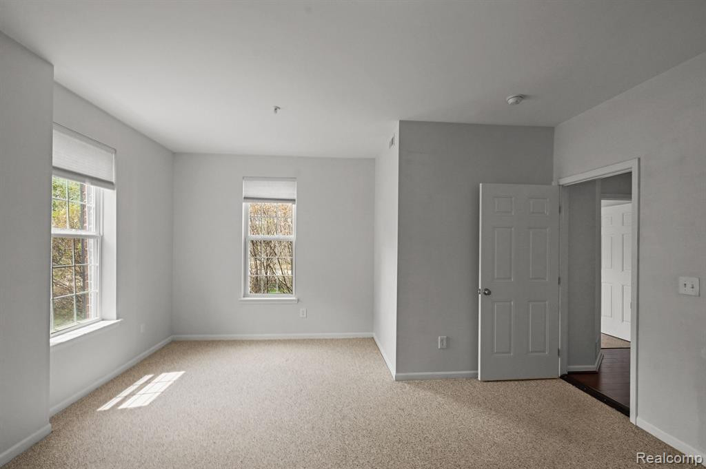 841 E Summerfield Glen Circle, Ann Arbor, MI 48103 — Photo 13